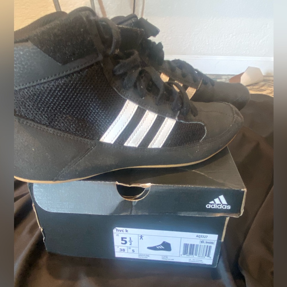 Wrestling Shoes Youth SZ 5 1/2